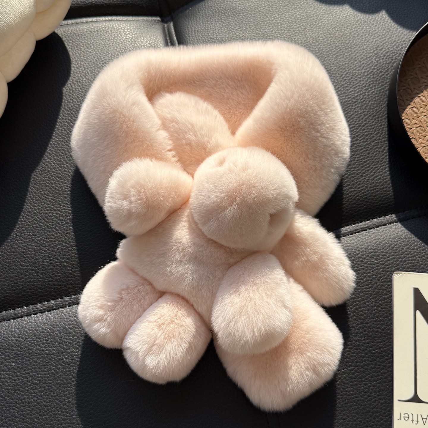 治愈系可爱真獭兔毛皮草围巾女冬季韩版百搭加厚双面保暖兔子围脖,服饰配件/皮带/帽子/围巾,围巾/丝巾/披肩,淘宝优惠券,粉丝福利购,淘宝优惠卷