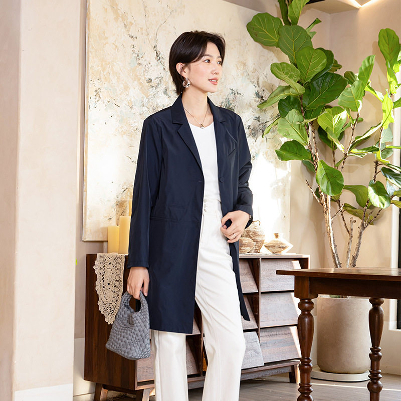 YUN韫气质通勤风衣秋冬新款宽松显瘦中长款风衣女设计感休闲外套
