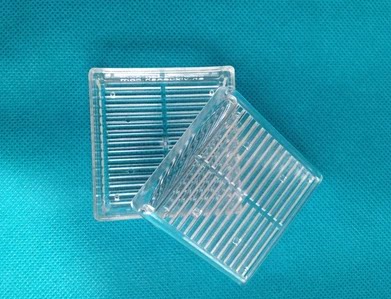 相机镜头防潮包内PC塑料盒 变色硅胶干燥剂塑胶盒摄影器材防潮盒