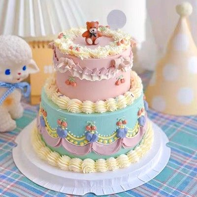 多巴胺小熊韩式复古裱花奶油双层蛋糕模型仿真假体蛋糕小红书同款