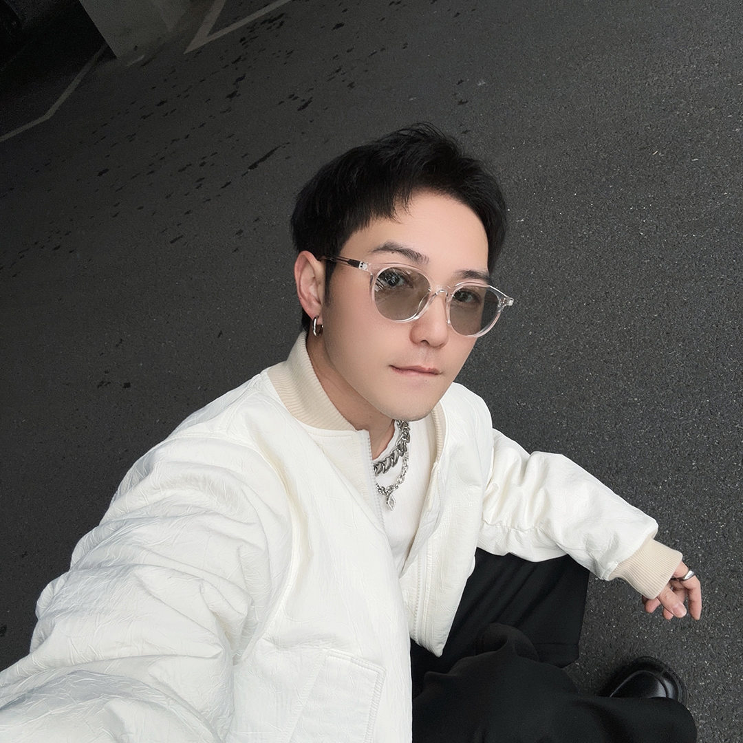 日系复古偏光浅色太阳镜高品质男女款透明圆框墨镜2025新款高级感