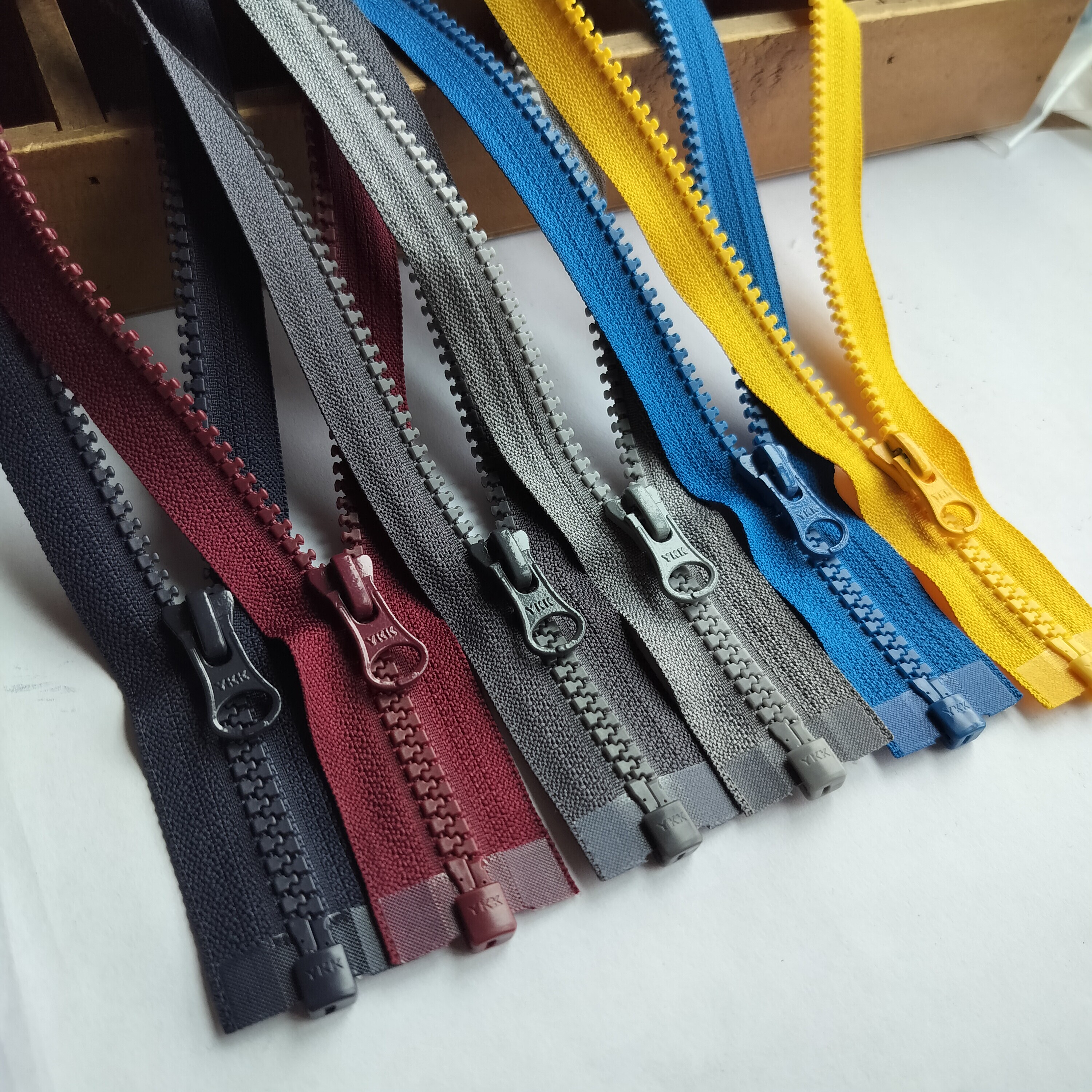 ykk5号树脂拉链 好质量 外套棉服羽绒服拉锁 满29包邮