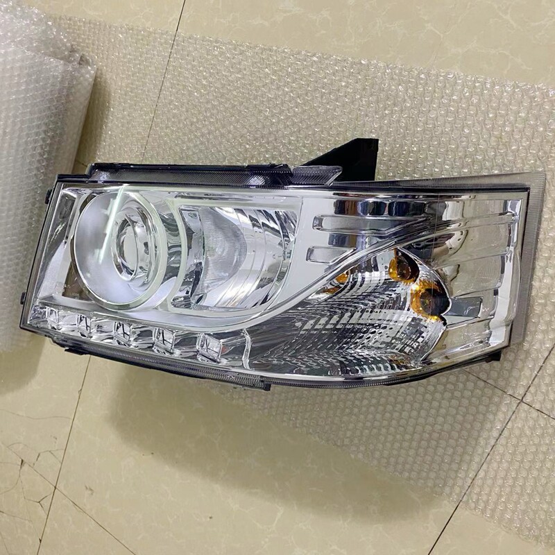 屹凡前大灯总成原厂配件