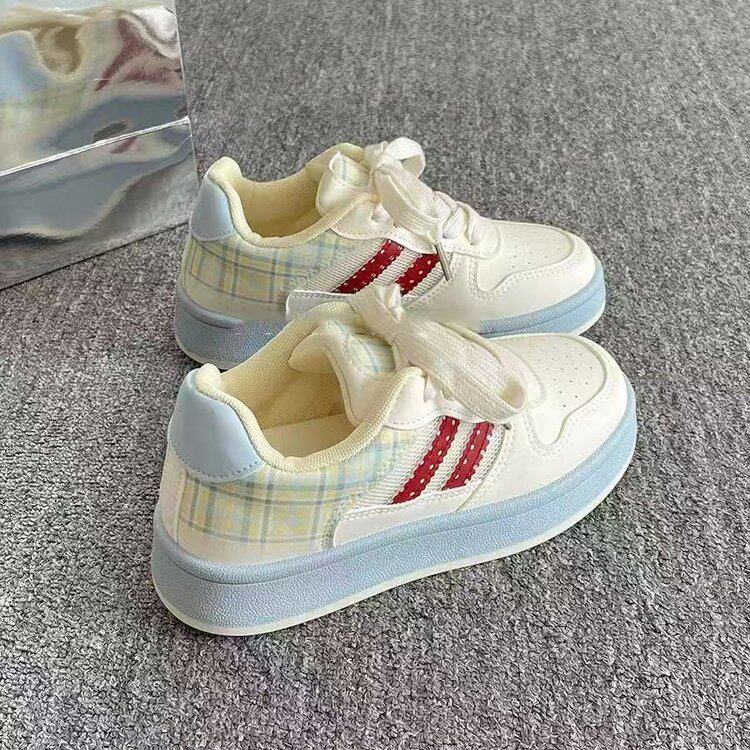 2026夏季女童透气防滑小白鞋