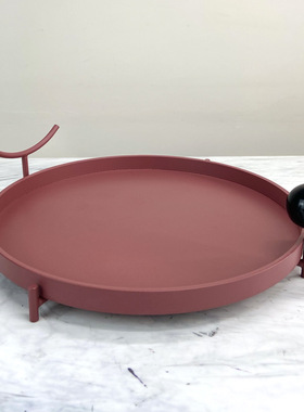 金属轻奢收纳，浪漫客厅之选