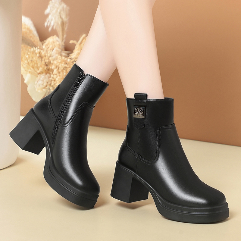 百搭马丁靴粗跟短靴女加绒气质舒适加绒软皮棉鞋冬季皮鞋