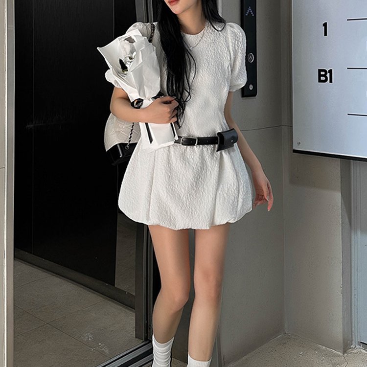 优美绝伦 韩国Chic时尚短袖连衣裙 纯色花苞短裙 修身韩版连衣裙