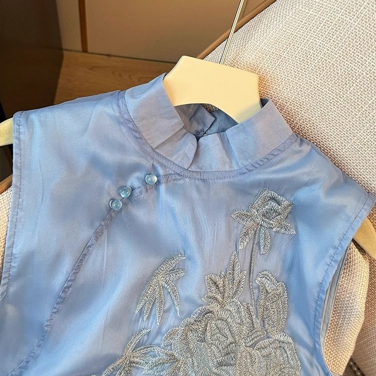 新中式重工刺绣斜襟立领马甲背心女夏季设计感珍珠扣宽松百搭上衣