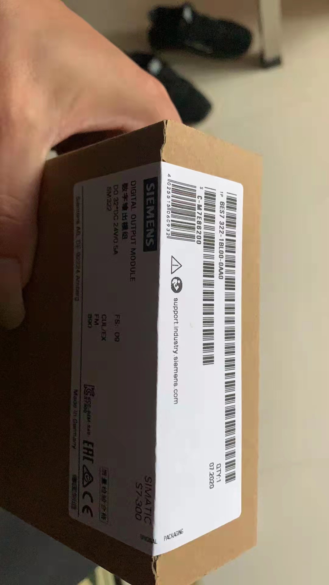 西门子6ES7322-1BL00-0AA0 全新正品 6ES7322-1BL00-0AA0现货特价