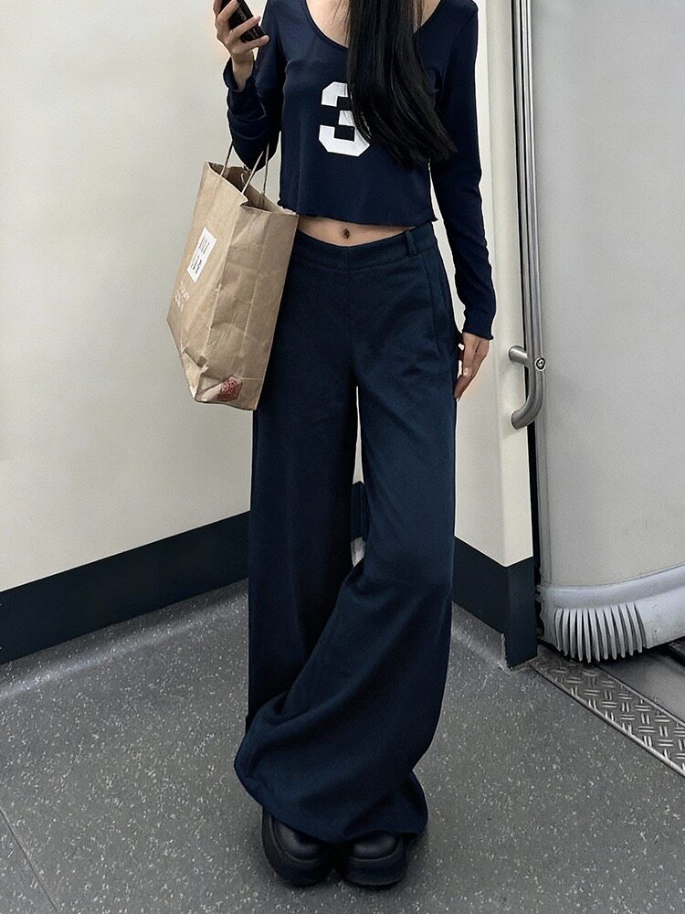黑色美式低腰微喇西装裤女2025秋冬新款小众高级感显瘦休闲阔腿裤图片