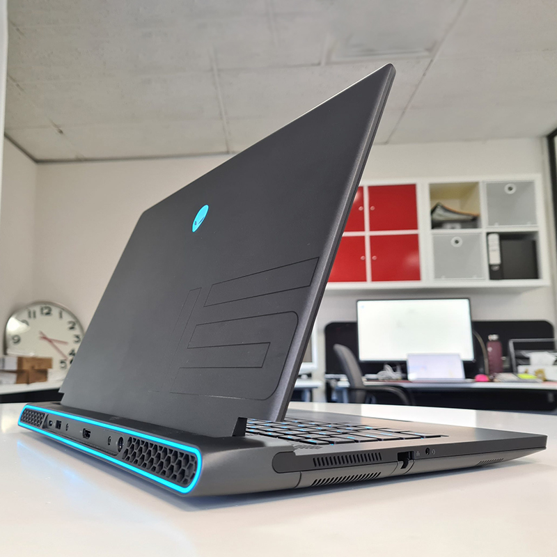 ALIENWARE外星人电竞游戏本i7独显办公笔记本电脑 LOL吃鸡 黑悟空