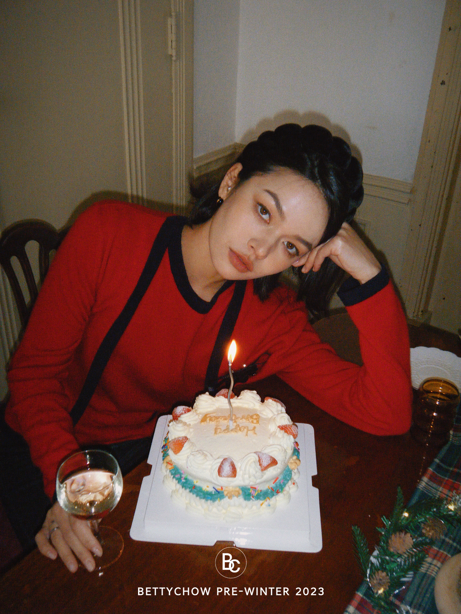 小香风红色羊绒开衫背心