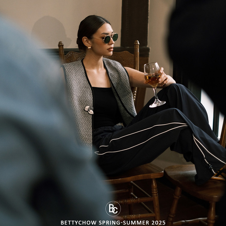 Bettychow 藏蓝色翘臀阔腿裤运动裤美式学院百搭时髦直筒休闲裤,女装/女士精品,休闲裤,淘宝优惠券,粉丝福利购,淘宝优惠卷