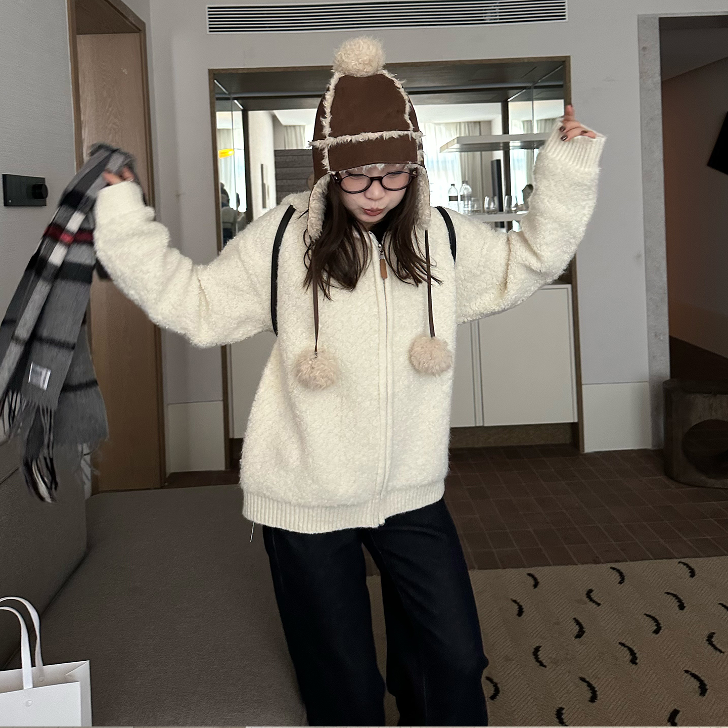 Our2【圈圈毛毛衣】2025新款时尚秋冬休闲毛毛针织连帽外套上衣女