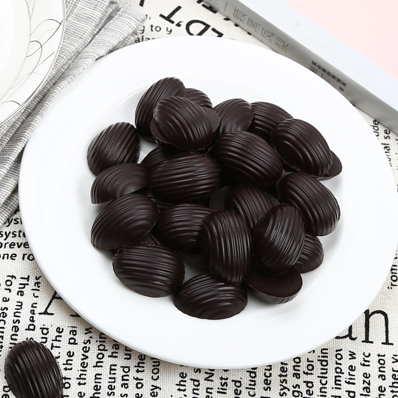 纯可可脂黑巧克力，长方和贝壳两种形状可选