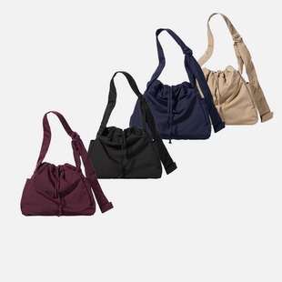 时尚 官网149女装 25秋冬新款 柔软挎包 百搭单肩包大容量483802 男装