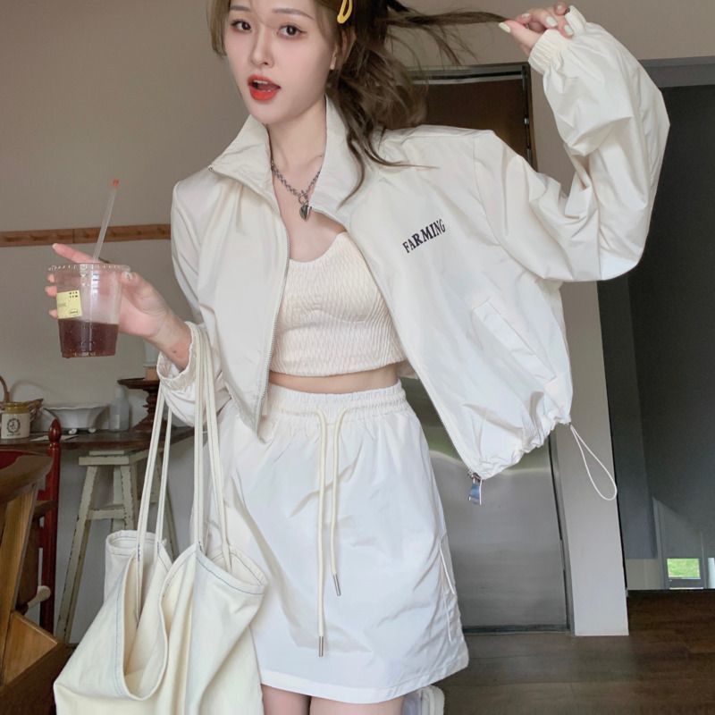 时尚休闲百搭防晒衣气质减龄冲锋衣半身裙短裙夏季新款两件套装裙