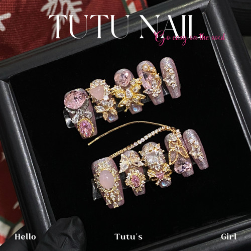 【爱神降临】TUTU NAIL手工穿戴甲美金粉公主链条短婚甲显白玉髓