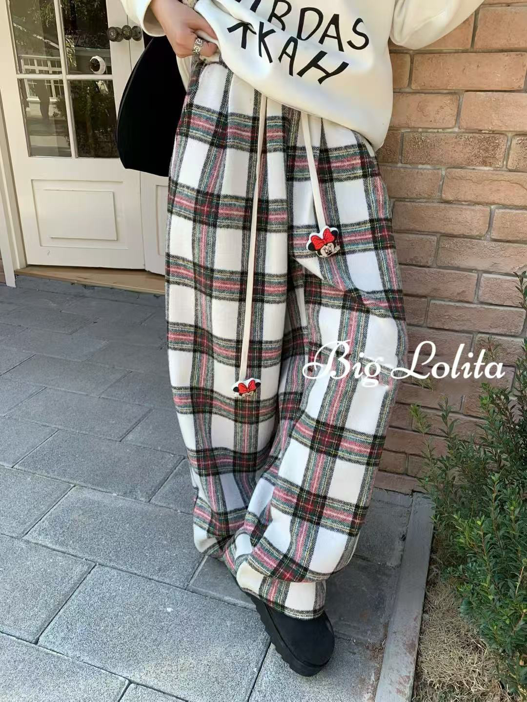 大萝莉大码阔腿裤女卡通印花磨毛毛呢秋冬款格子休闲裤胖MM200斤