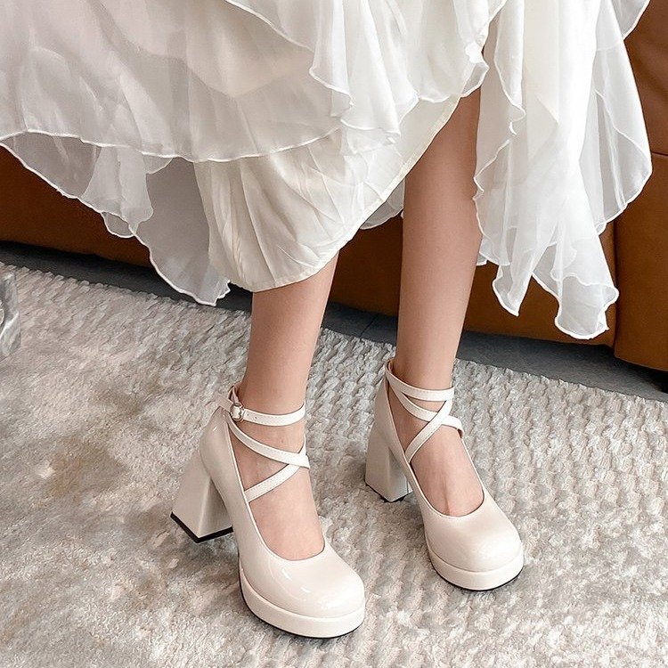 浅口厚底粗跟罗马鞋防水台