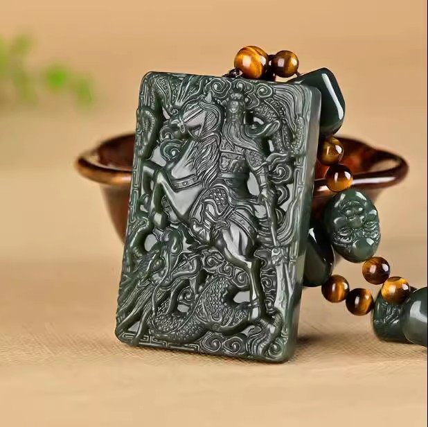 天然正品新疆和田玉青玉骑马关公吊坠玉石挂件男款颈饰项坠玉佩