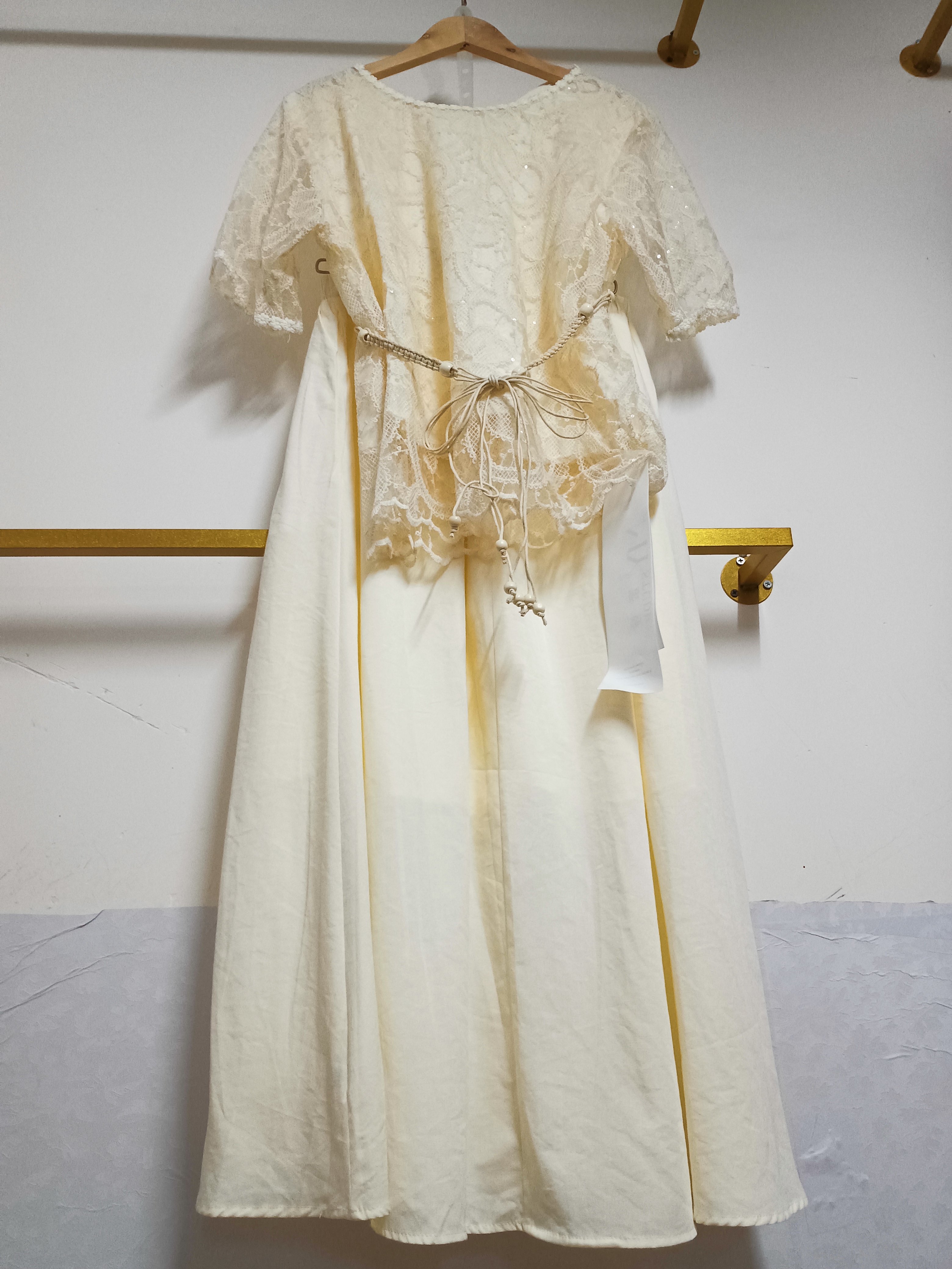 2026蕾丝透视百搭显瘦圆领短袖上衣+半身长裙伴娘服婚礼服装套装