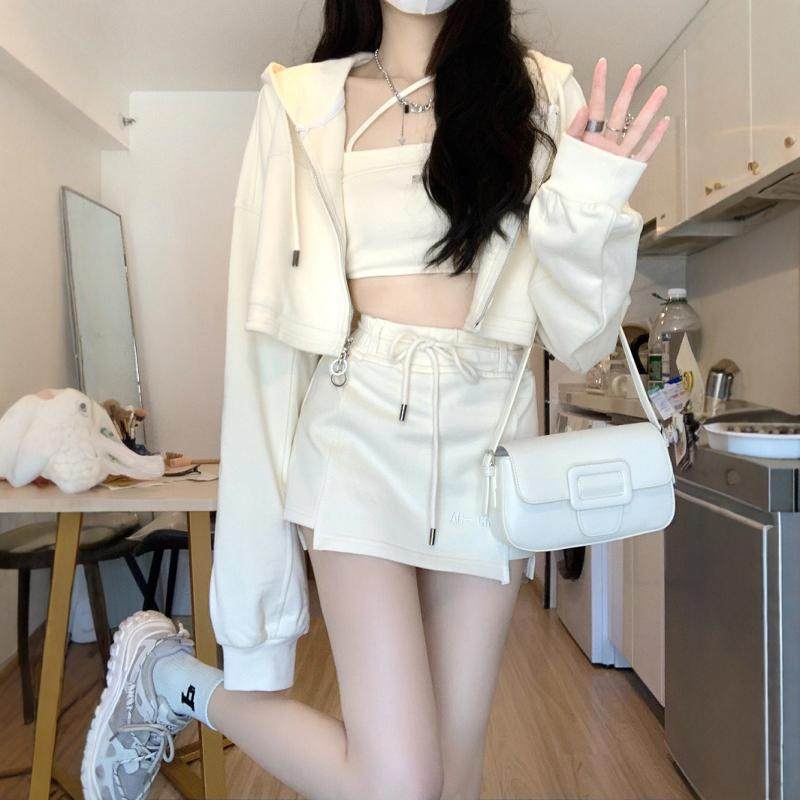 春秋装新款甜辣妹纯欲休闲套装女时尚连帽开衫外套吊带短裙三件套