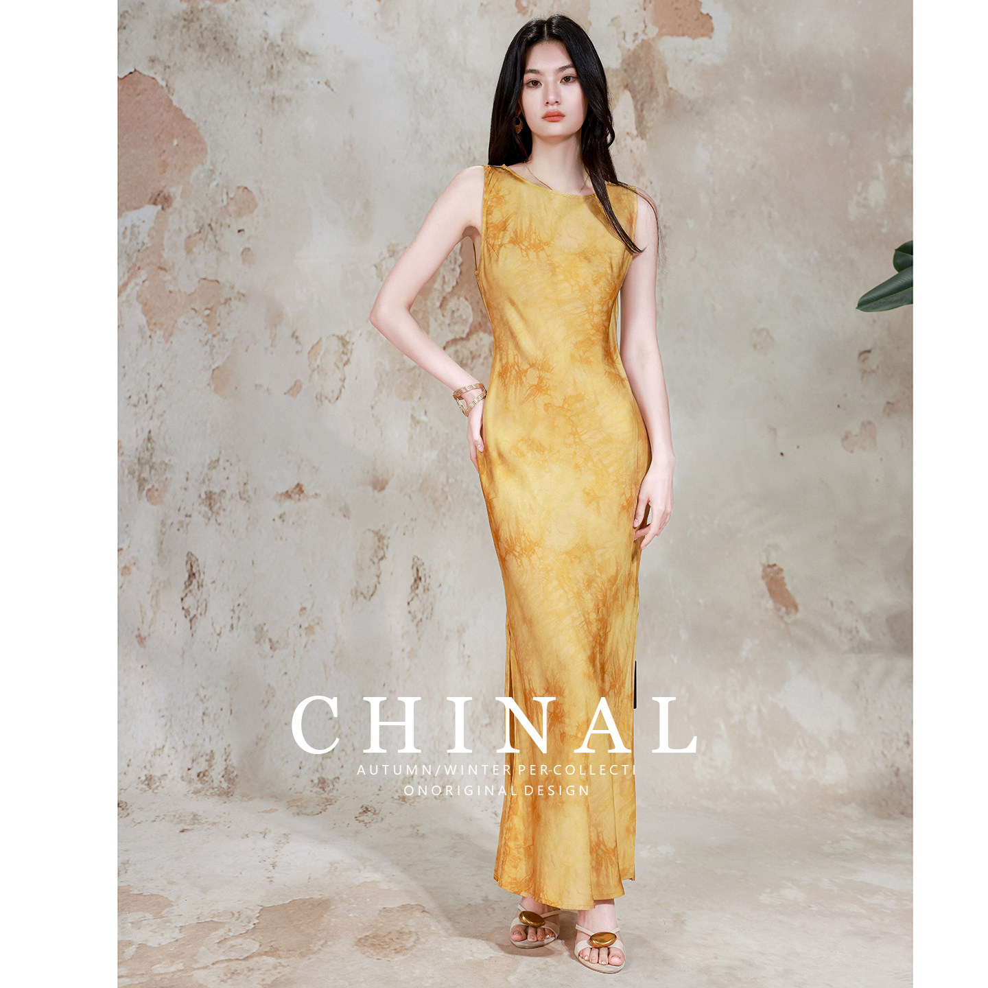 CHINAL夏修身斜裁气质圆领背心桑蚕丝连衣裙高端极简无袖真丝长裙