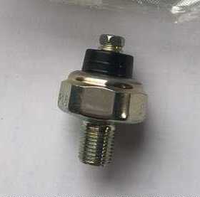 久保田拖拉机机油传感器 70495挖掘机发动机机油感应塞传感器配件