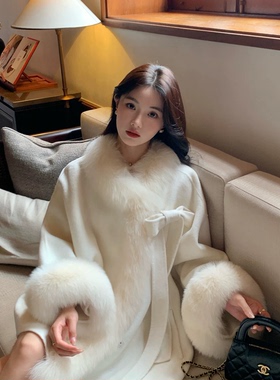 瑞家外套(配可拆卸真狐狸毛毛袖,蝴蝶结飘带)（含100澳毛）00-61