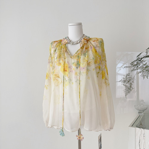 瑞瑞EA宋亦雯黑标系列法式花朵上衣+背心套装套装2947