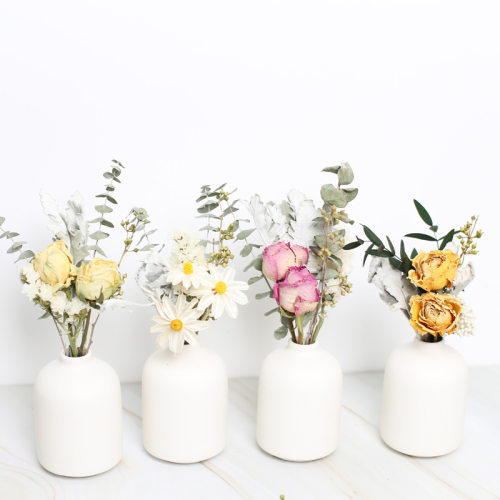 Dried flower bouquet, rose, eucalyptus, starry sky, interne