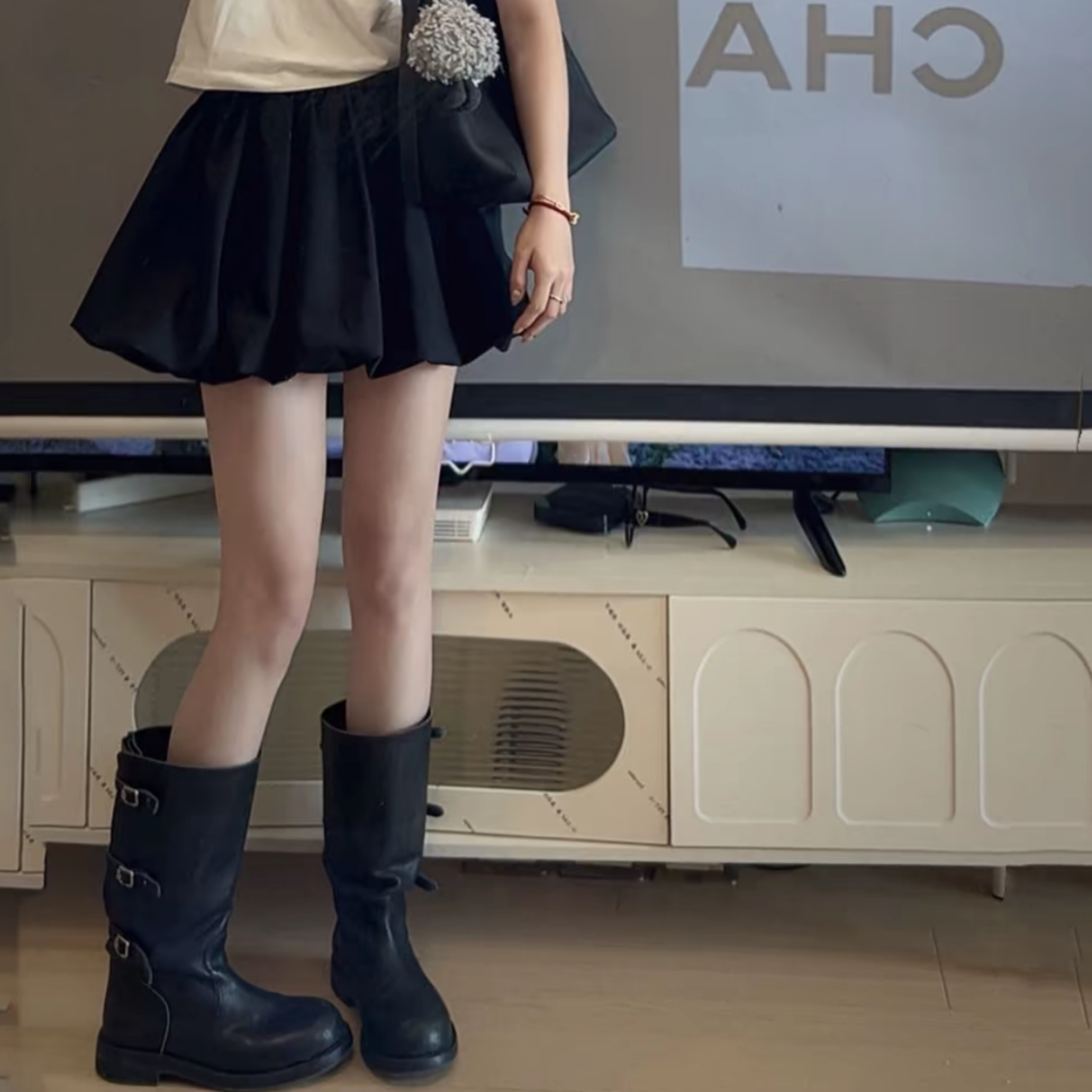 百搭纯色不规则褶皱短裤女花苞裤黑色A字简约半身裙萌妹复古下装,女装/女士精品,淘宝优惠券,粉丝福利购,淘宝优惠卷