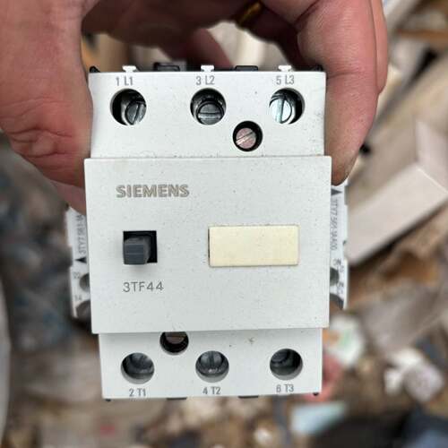 可维修西门子接触器3TF44 22-0X，2NO2NC，线圈38议价