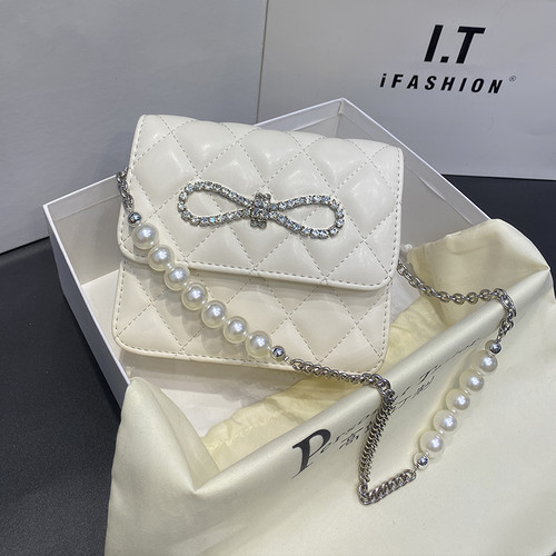 蝴蝶结珍珠链条小香风包包