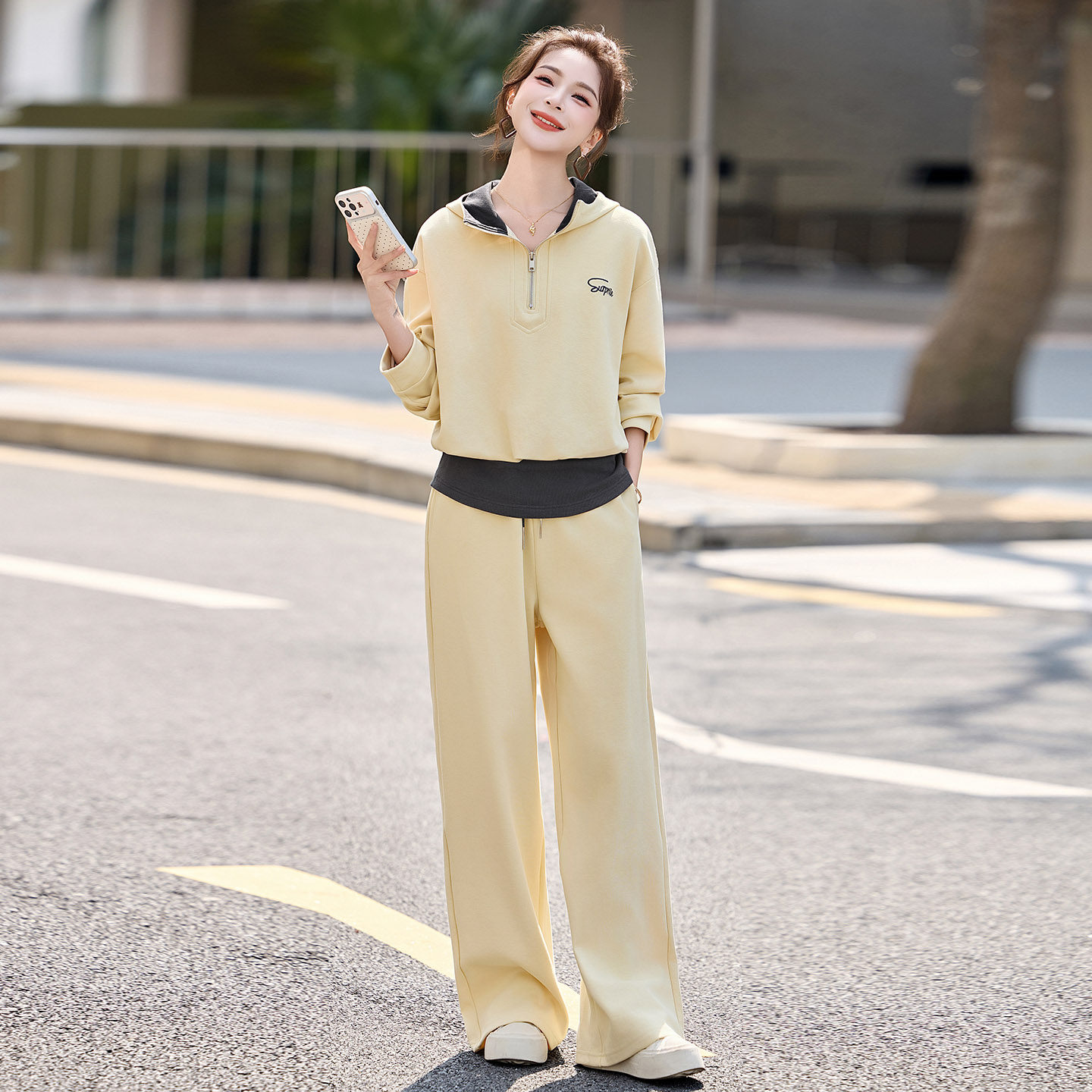 休闲运动卫衣套装女2026年春季新款宽松撞色拼接减龄阔腿裤两件套