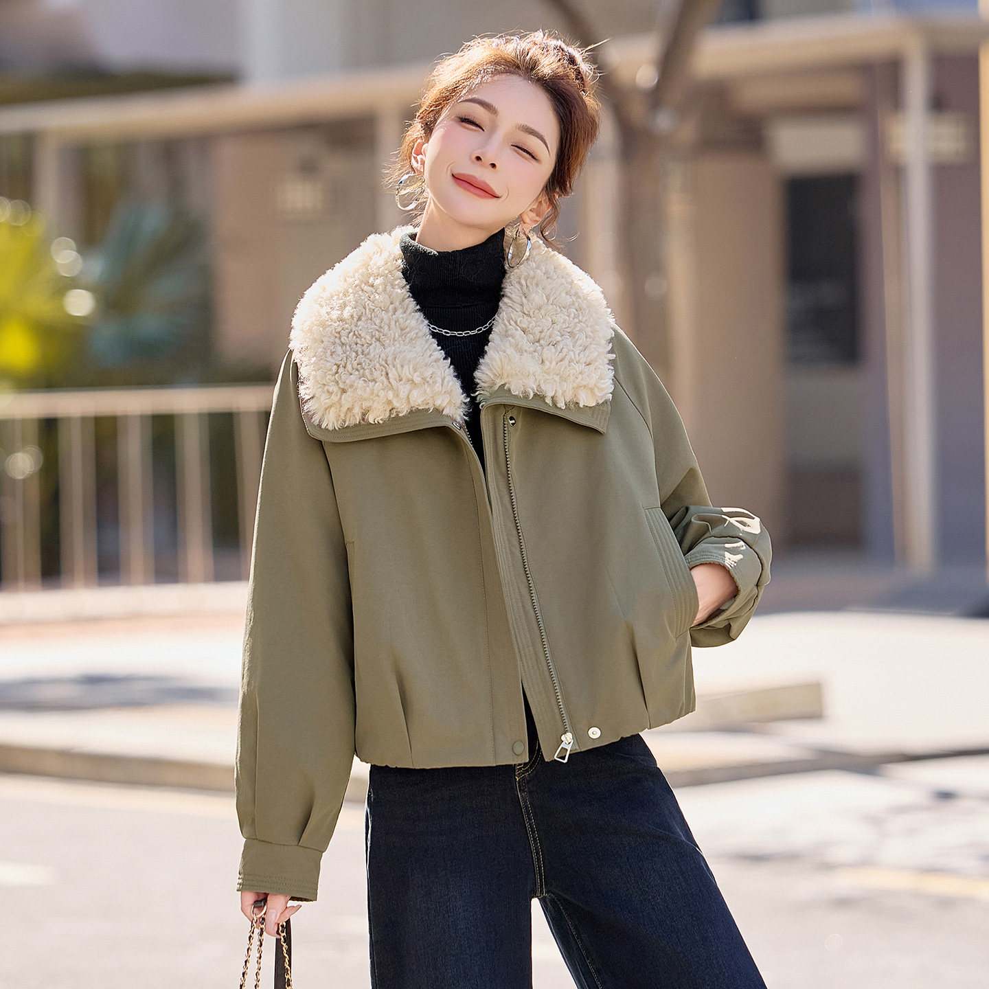 美拉德风羊羔毛领派克服女短款