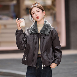 羊羔毛领皮衣女外套短款2025冬季新款加绒加厚保暖复古机车风夹克