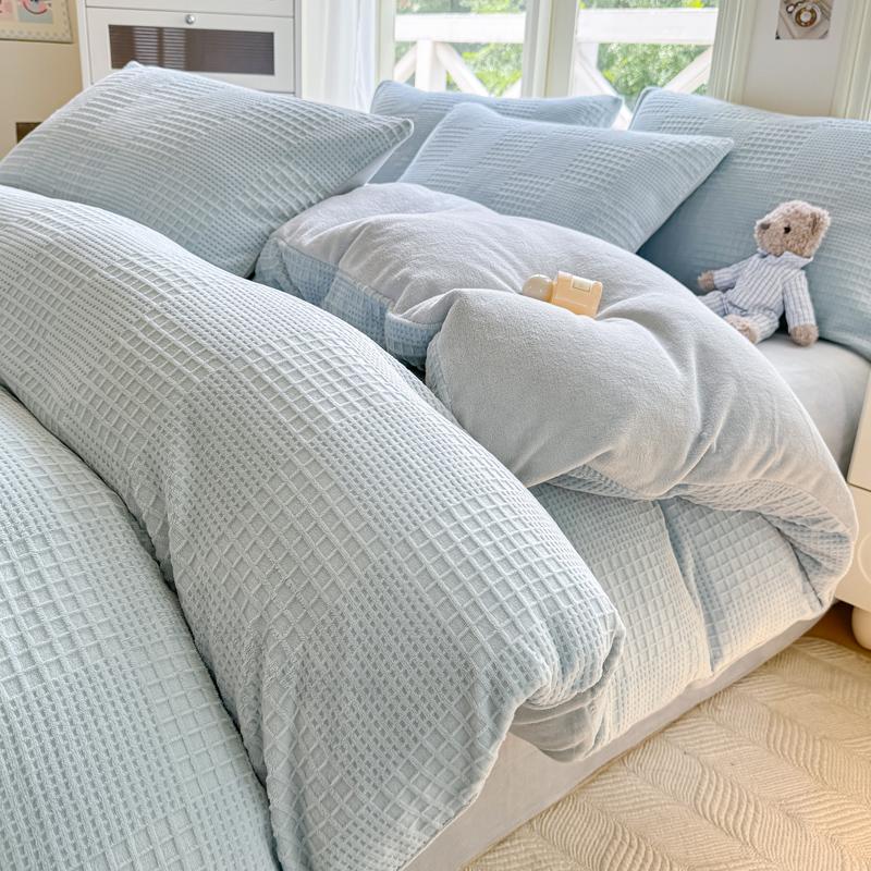 冬季加厚牛奶绒四件套