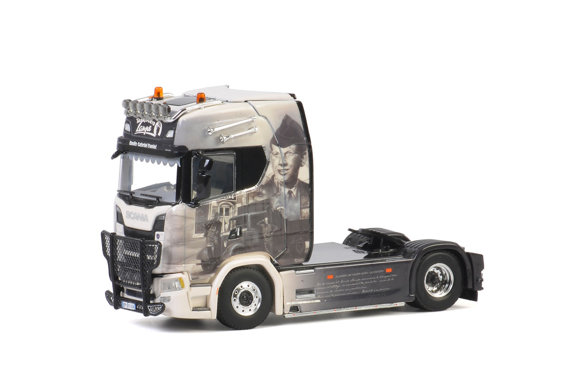 wsi 1:50 scania斯堪尼亚 cr20n 6x2涂装版卡车合金模型 05-0078