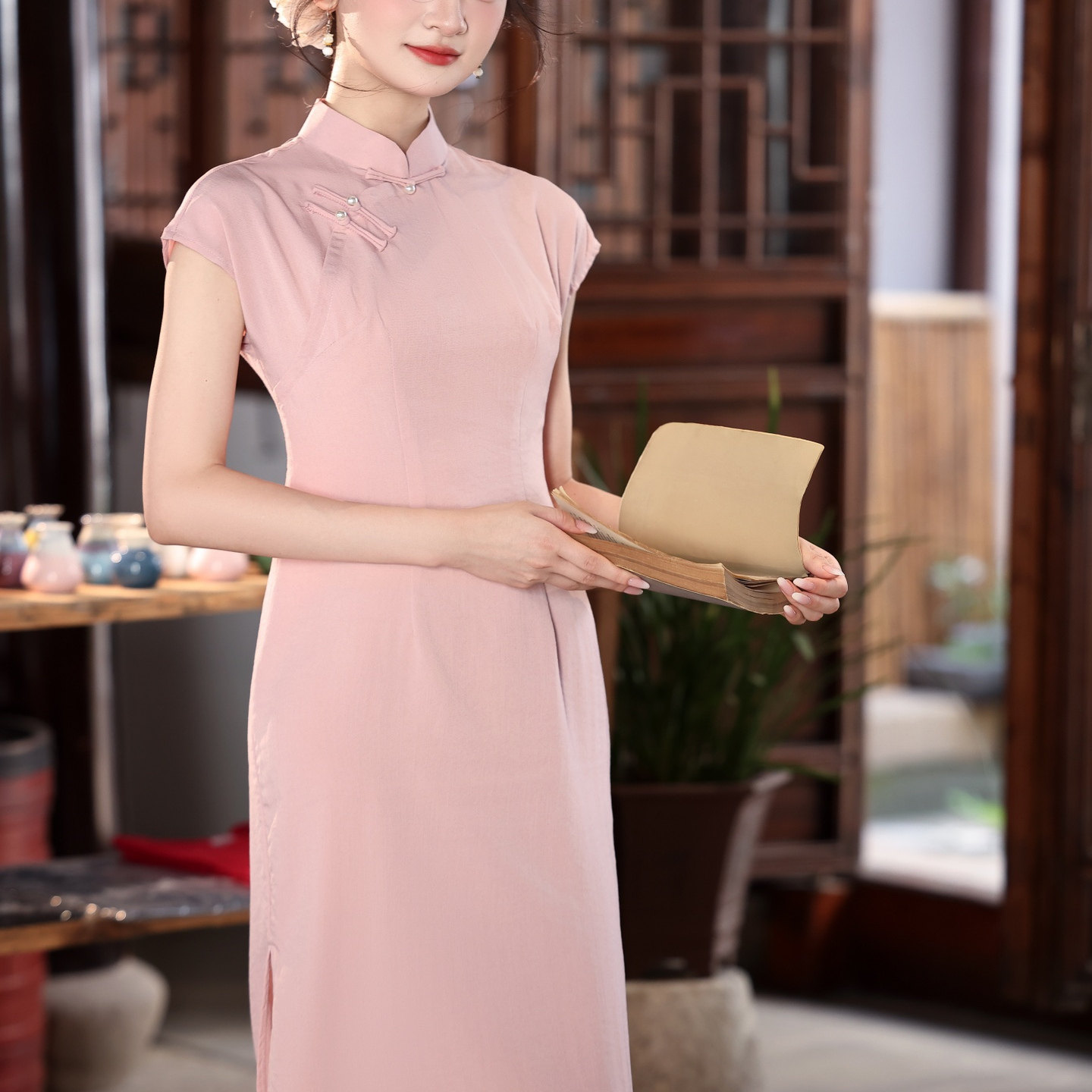 文艺少女粉色新中式改良旗袍女2026春夏新款年轻款日常穿气质长裙