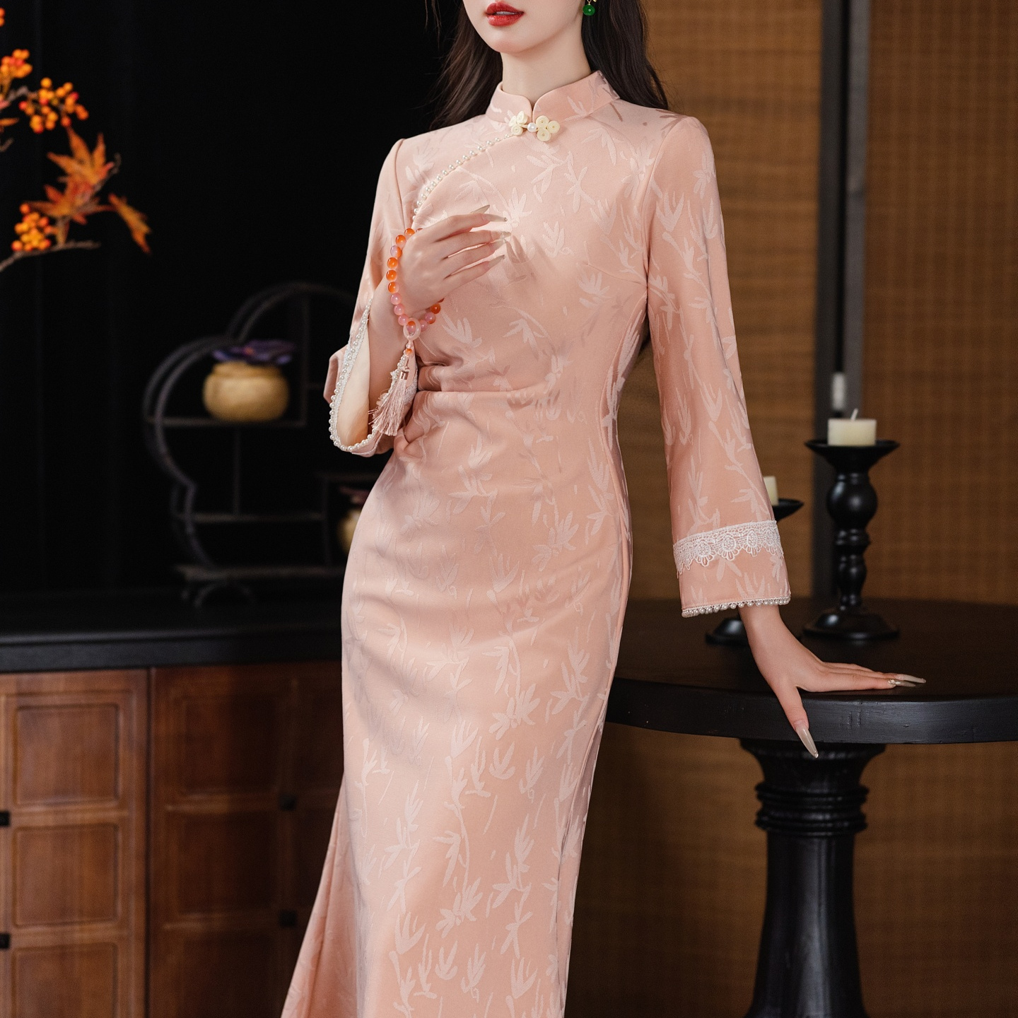 新中式复古风粉色长袖加绒旗袍女