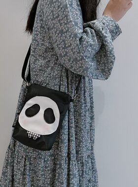 三色补丁熊猫手机包2024秋季新款