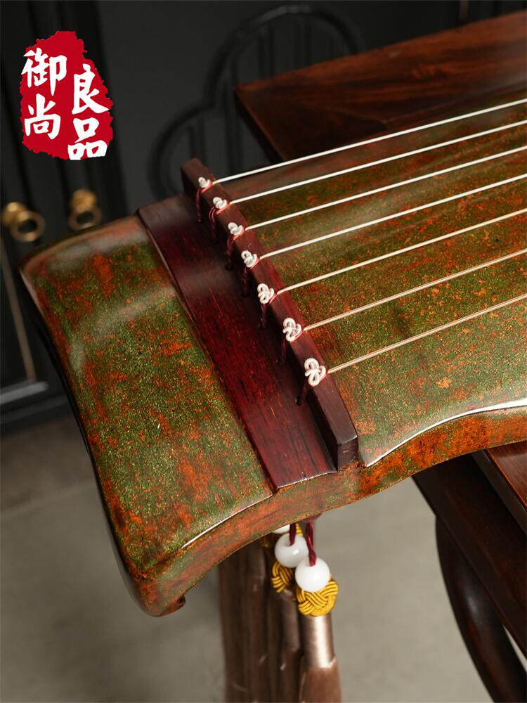 Коллекция Yushang Liangpin Guqin ручной работы ручной работы эпохи Мин и Цин из старой ели, покрытая твердым лаком "Восемь сокровищ", серая семиструнка в стиле Луокся Изображение 1