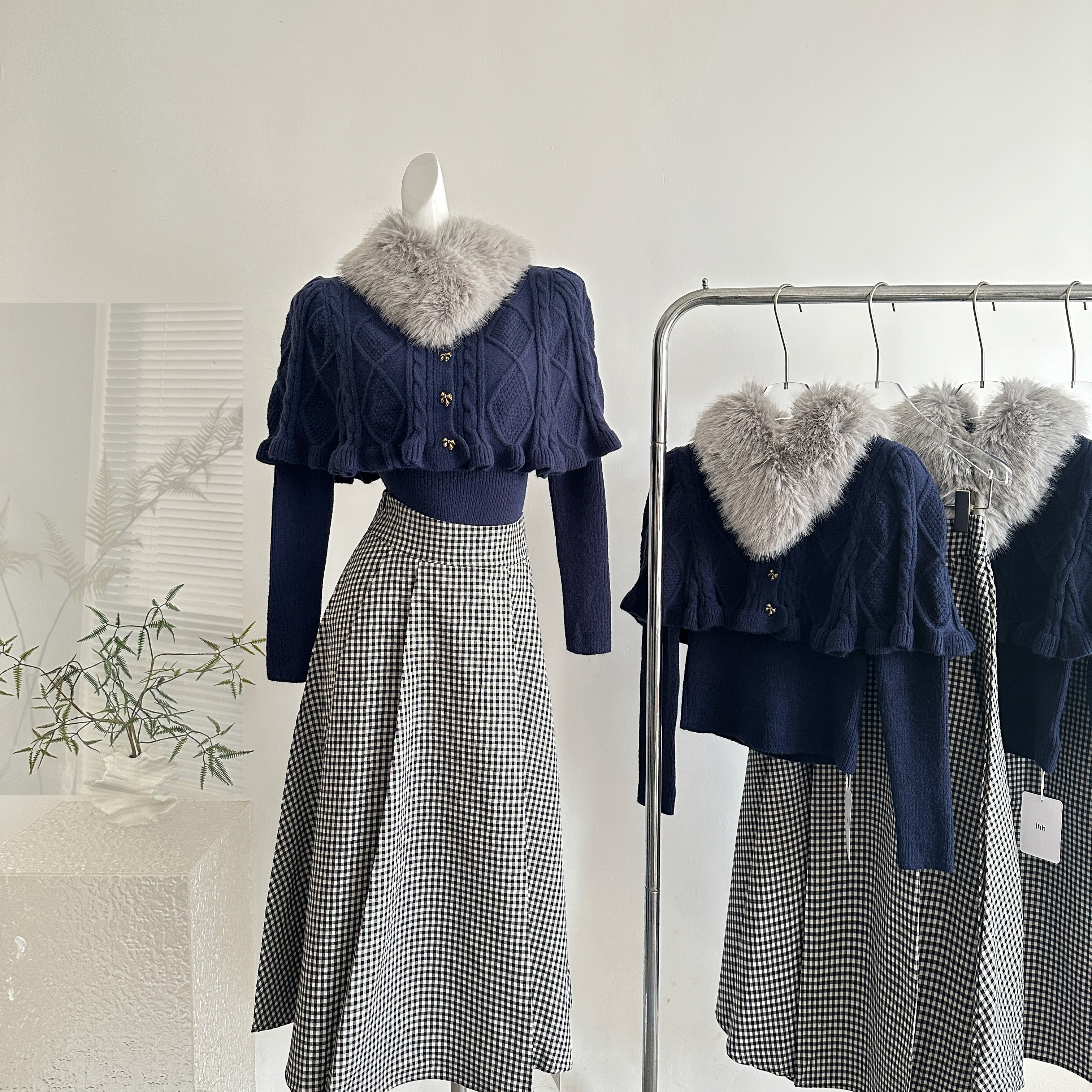 初梦POKEMENG 花泽晴香日系斗篷毛衣真两件套短款针织套装上衣