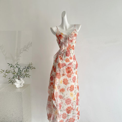 CloudSweet白云甜 万物生长 浪漫明媚吊带裙修身连衣裙夏碎花长裙