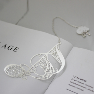 雨天 文艺礼品 音符金属书签创意小清新学生用贝壳可爱云朵链式