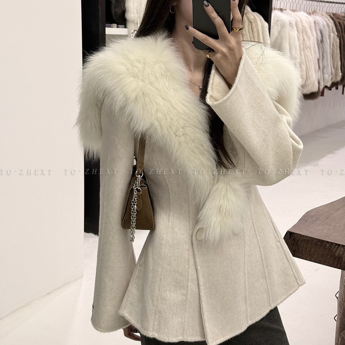 喆卌「雪国少女」M22123双面羊毛大衣可拆卸狐狸毛披肩,女装/女士精品,皮草,淘宝优惠券,粉丝福利购,淘宝优惠卷
