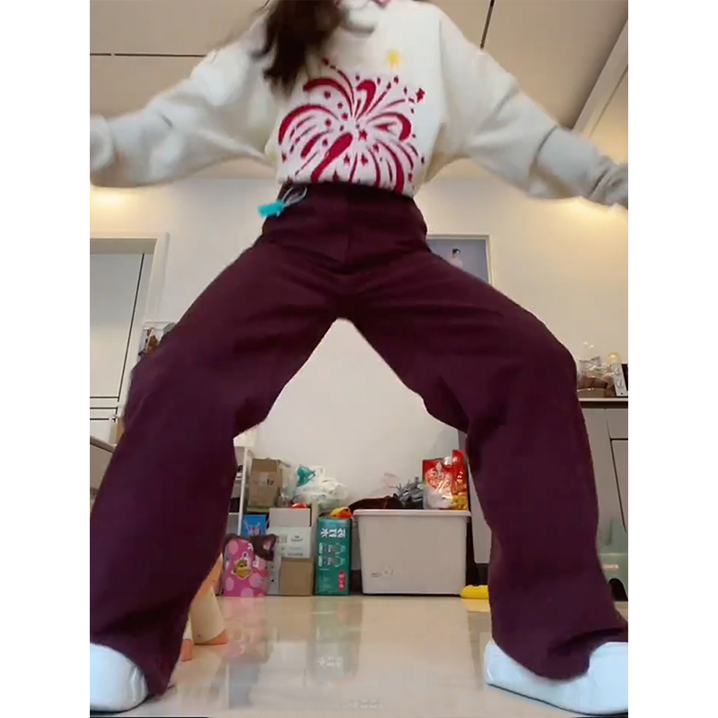 美炸街的砖红色牛仔裤！独特百搭