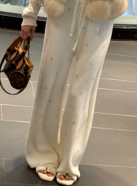 白色慵懒风重工烫钻阔腿裤子女款大码胖mm梨形身材软糯休闲糯米裤